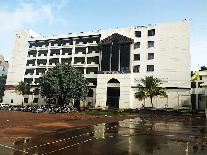 Bharati Vidyapeeth (Deemed to be University), New Law College, Pune